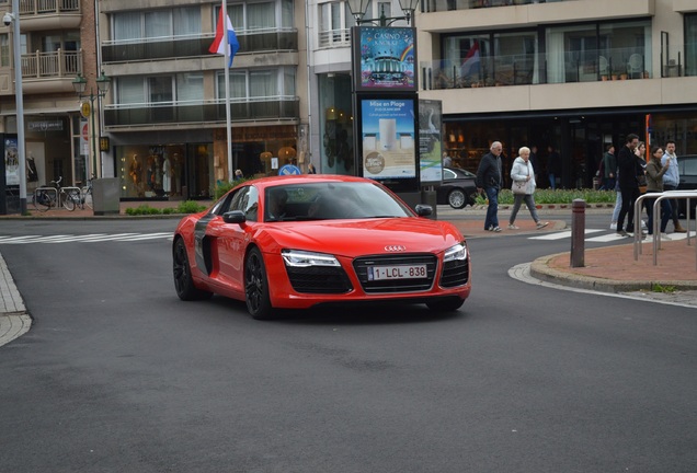 Audi R8 V10 Plus 2013