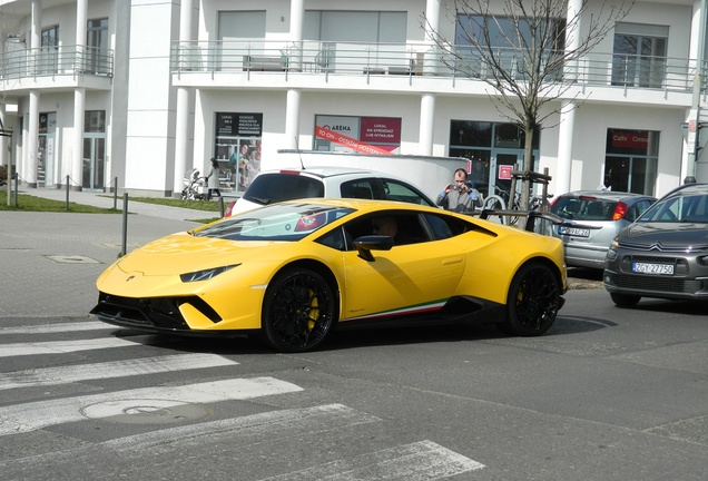 Lamborghini Huracán LP640-4 Performante