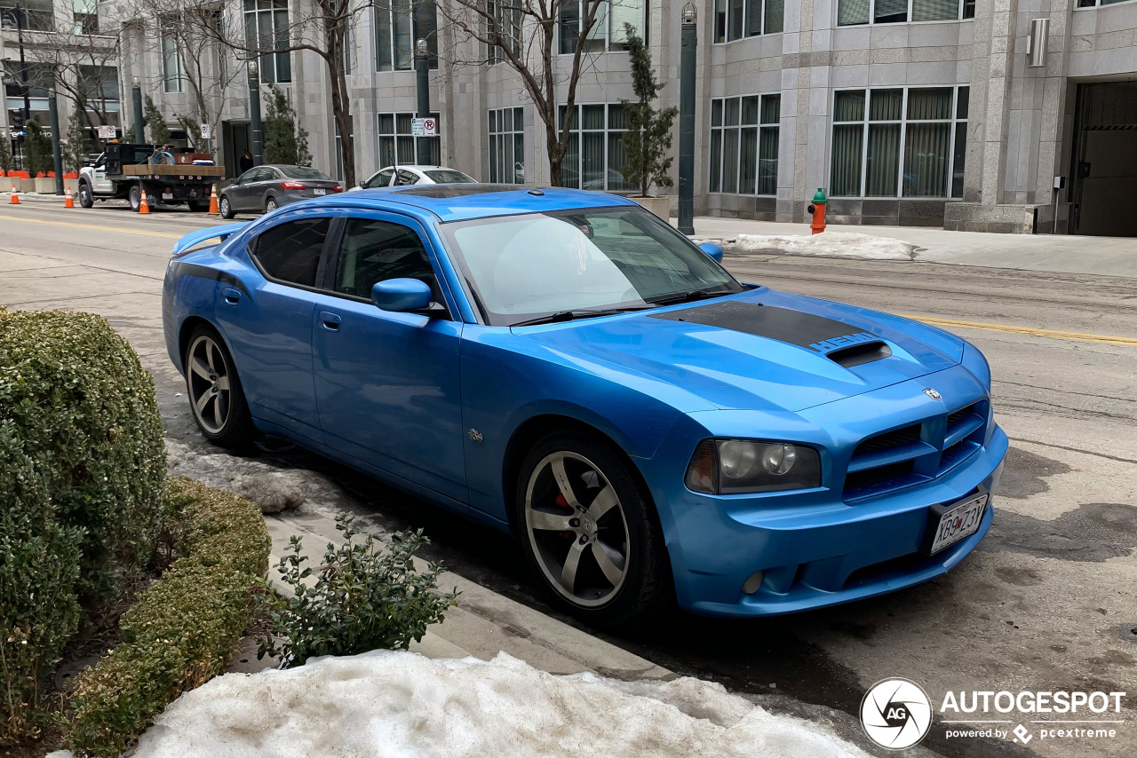 Dodge Charger SRT-8 Super Bee