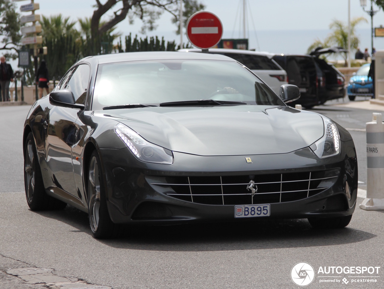 Ferrari FF