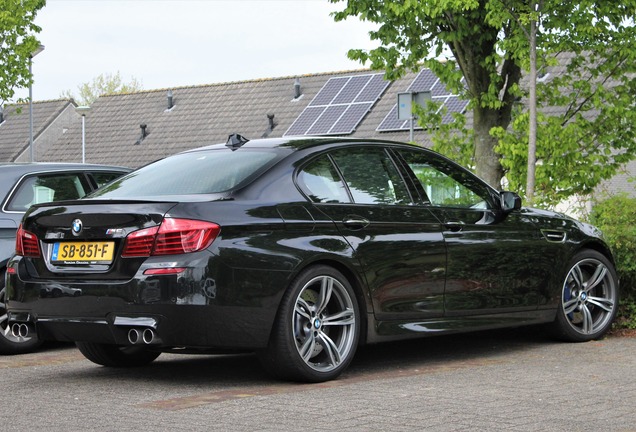 BMW M5 F10 2014