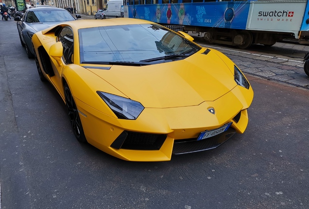 Lamborghini Aventador LP700-4