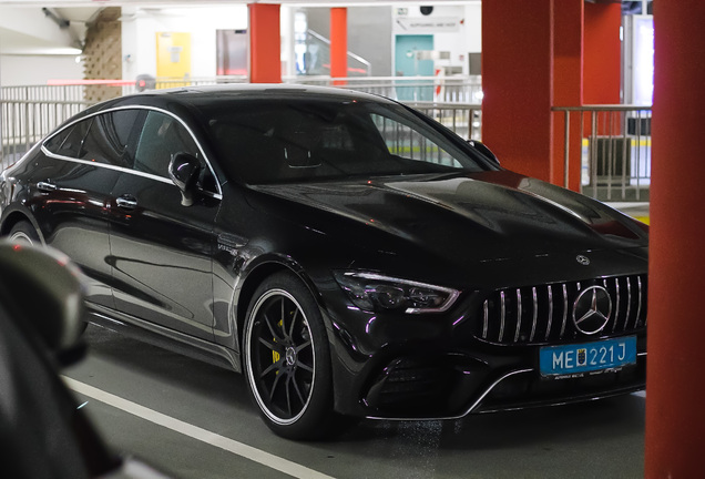 Mercedes-AMG GT 63 S X290