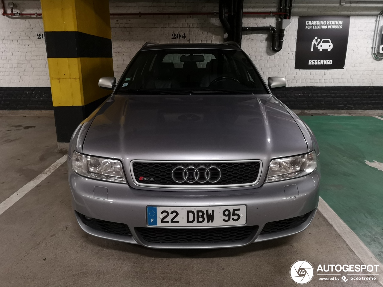 Audi RS4 Avant B5