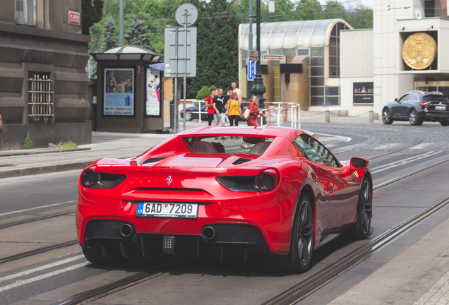 Ferrari 488 Spider