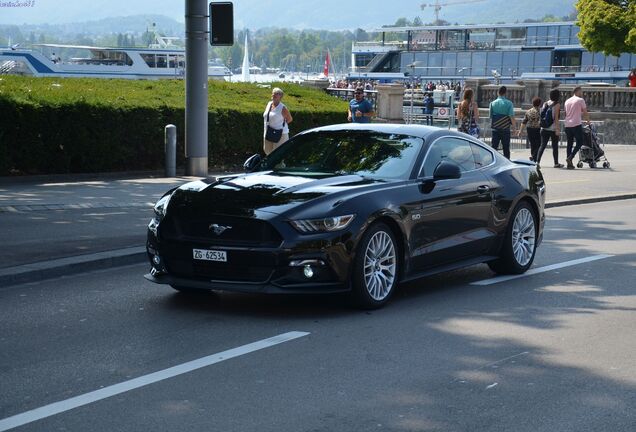 Ford Mustang GT 2015