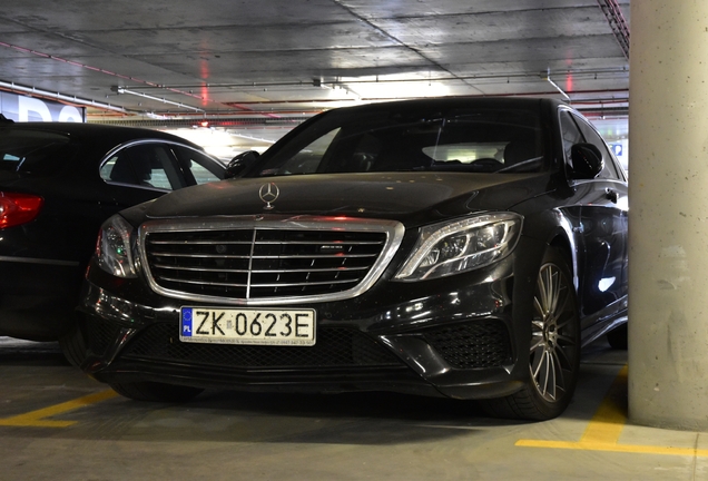 Mercedes-AMG S 63 V222