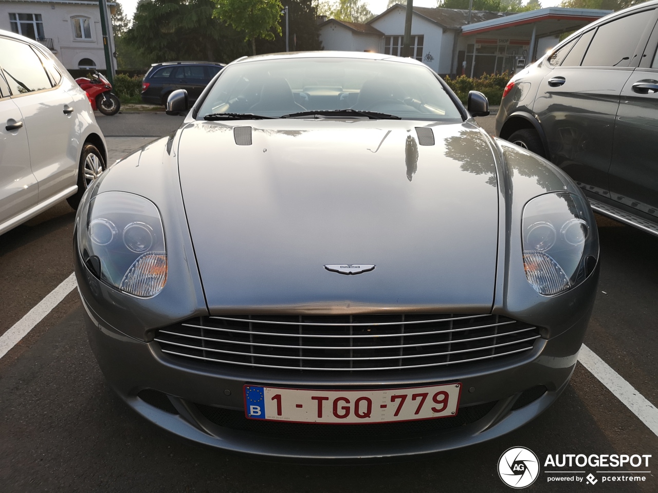 Aston Martin DB9 2010