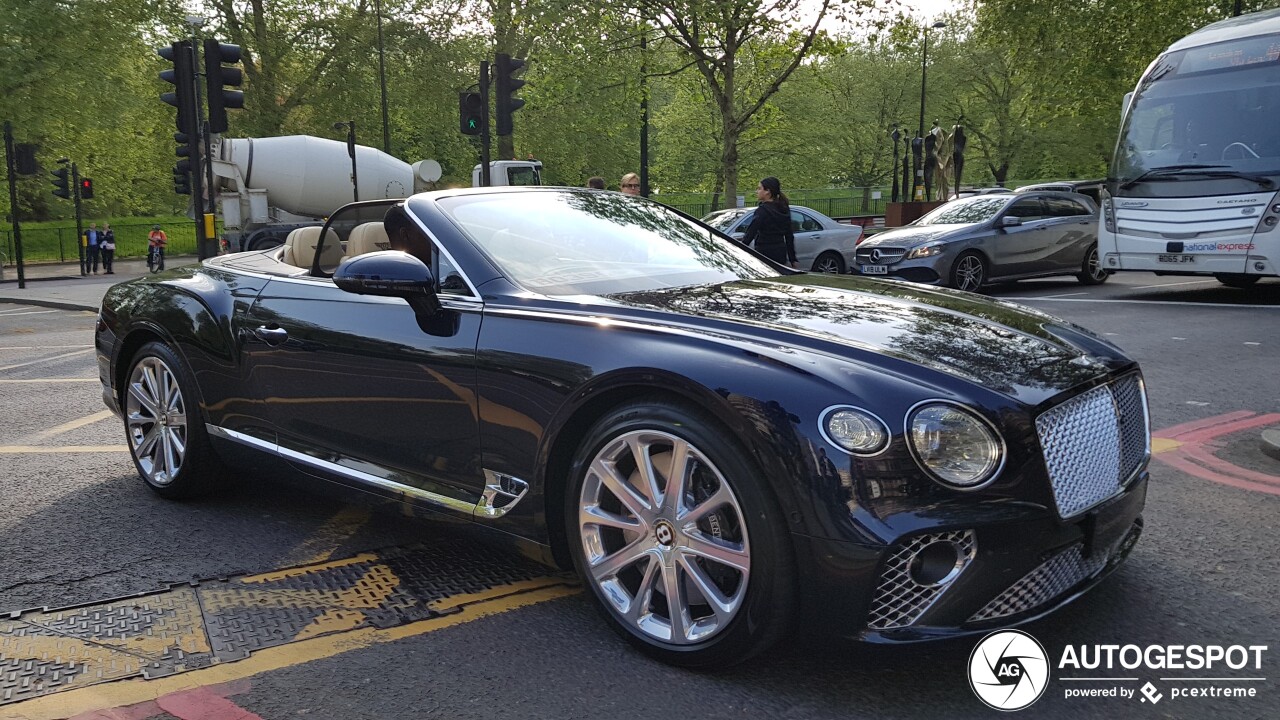 Bentley Continental GTC 2019