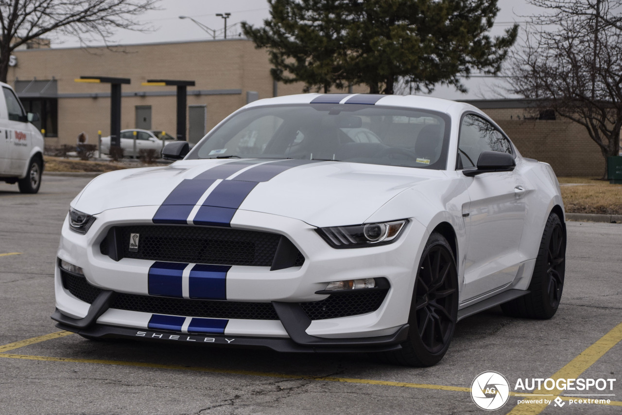 Ford Mustang Shelby GT350 2015