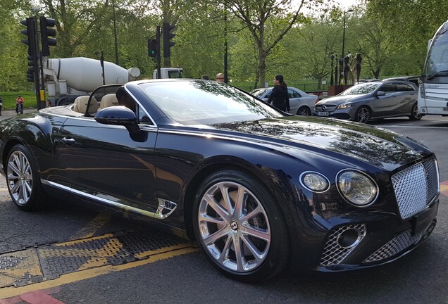 Bentley Continental GTC 2019