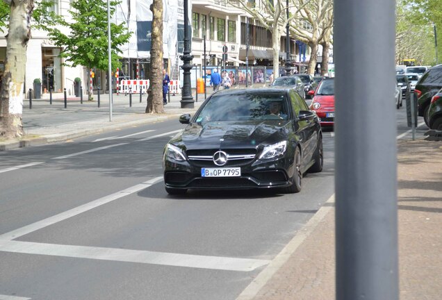 Mercedes-AMG C 63 W205