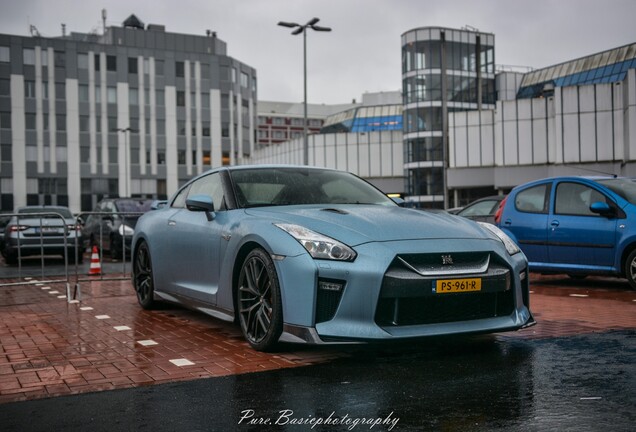 Nissan GT-R 2017