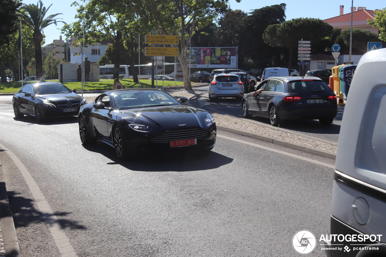 Aston Martin DB11 V8