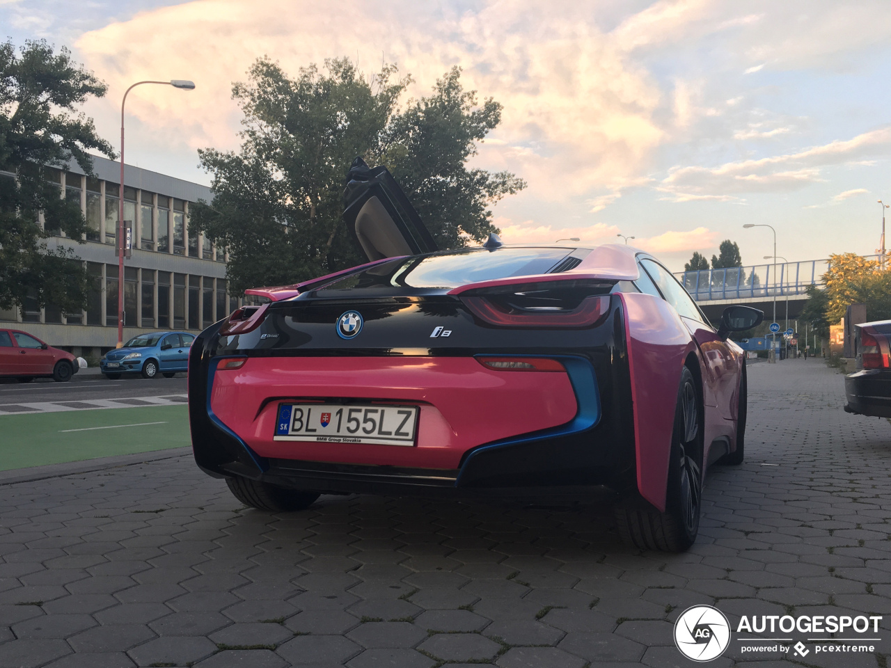 BMW i8