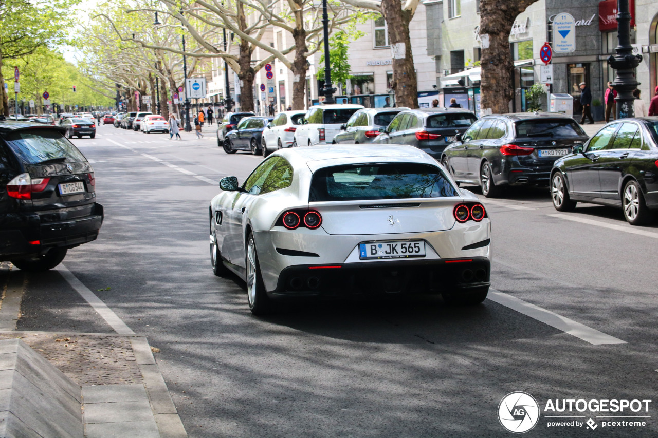 Ferrari GTC4Lusso