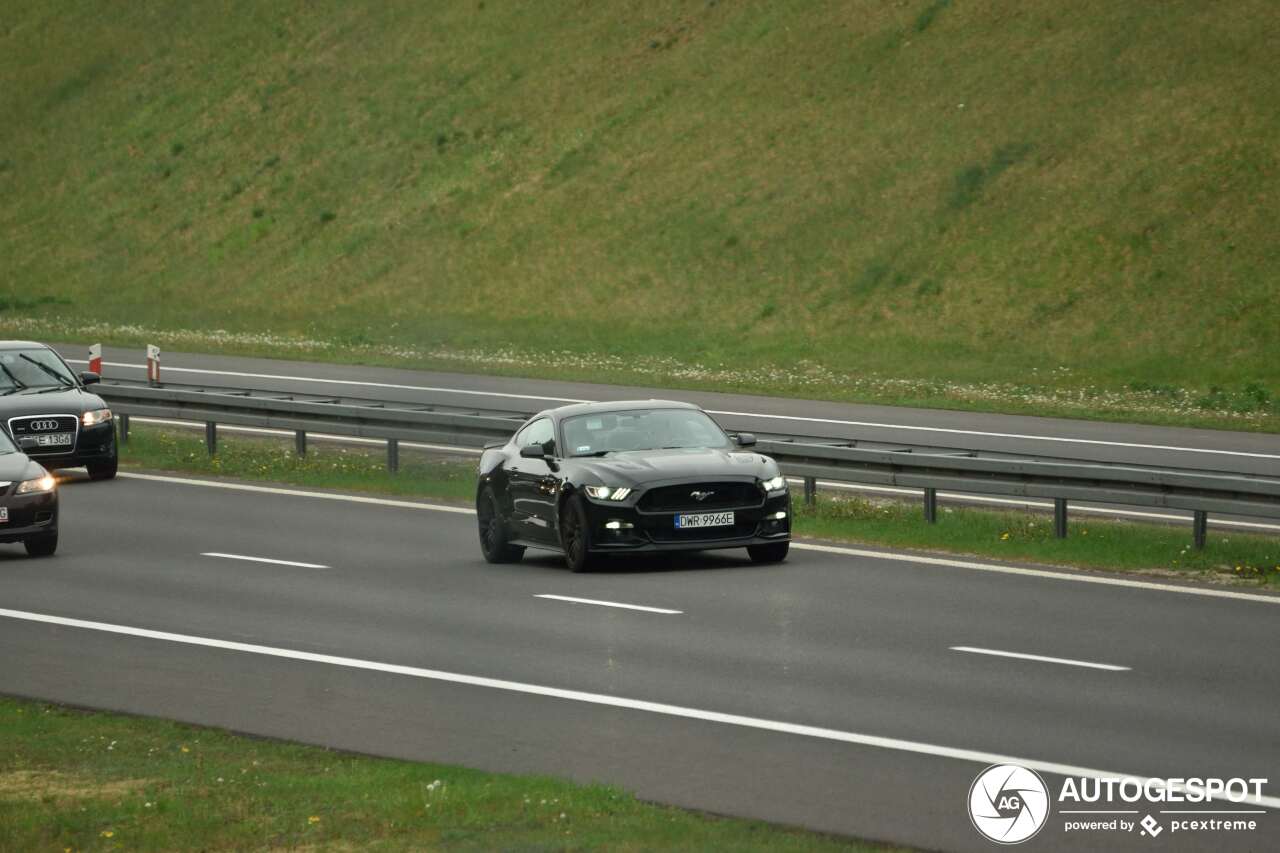 Ford Mustang GT 2015