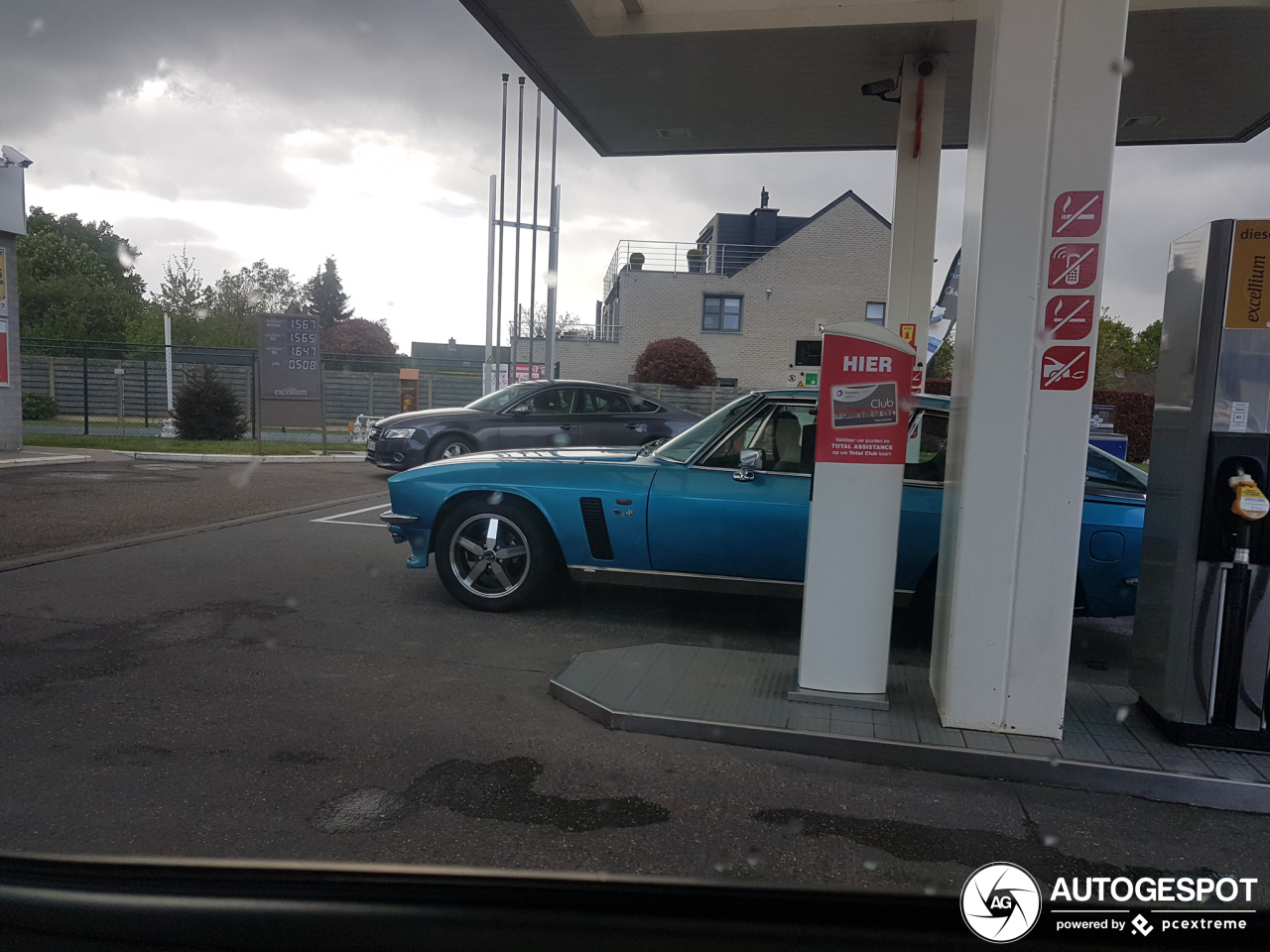 Jensen Interceptor