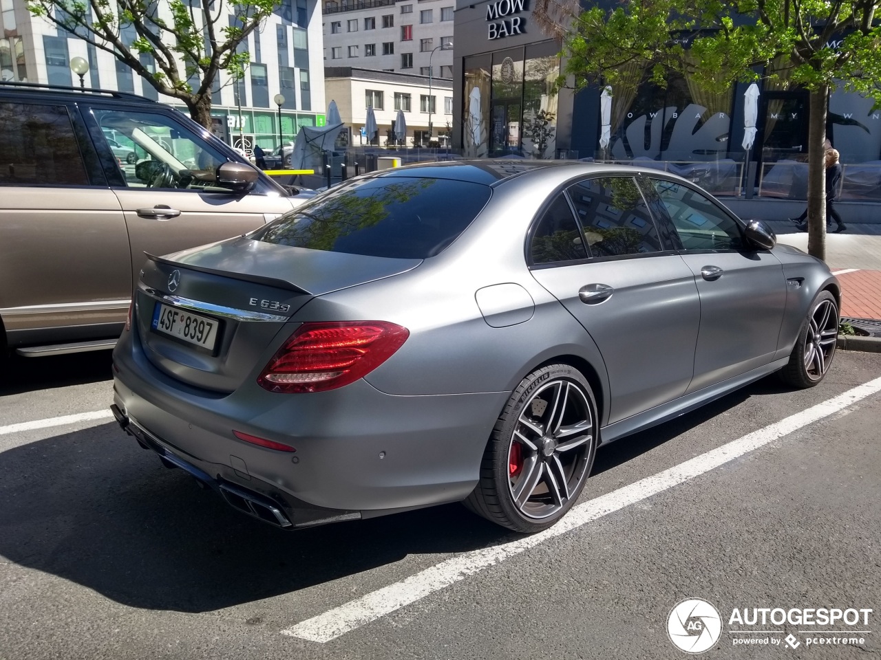 Mercedes-AMG E 63 S W213