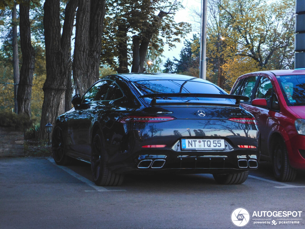 Mercedes-AMG GT 63 X290