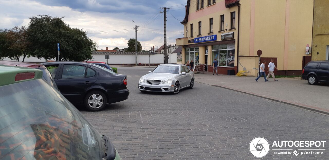 Mercedes-Benz E 63 AMG