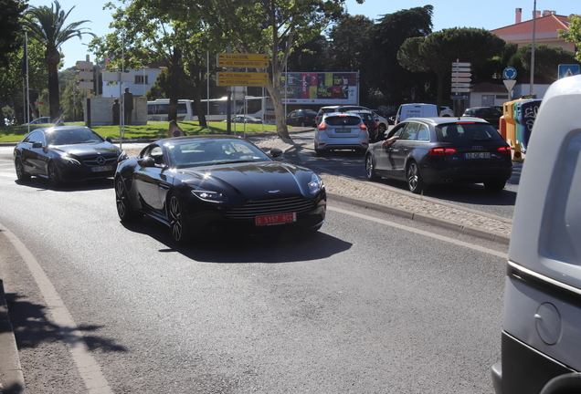 Aston Martin DB11 V8