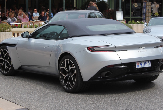 Aston Martin DB11 V8 Volante