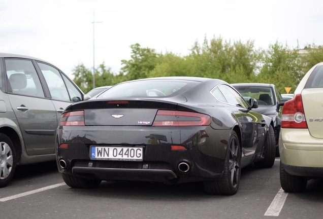 Aston Martin V8 Vantage