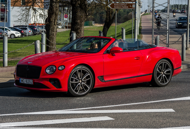 Bentley Continental GTC 2019