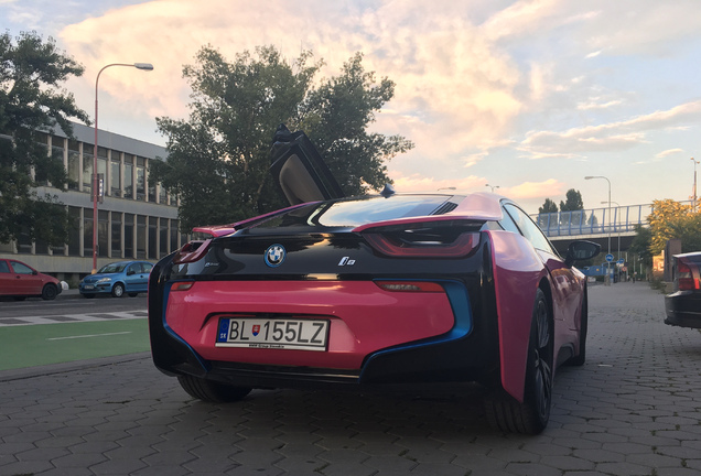 BMW i8