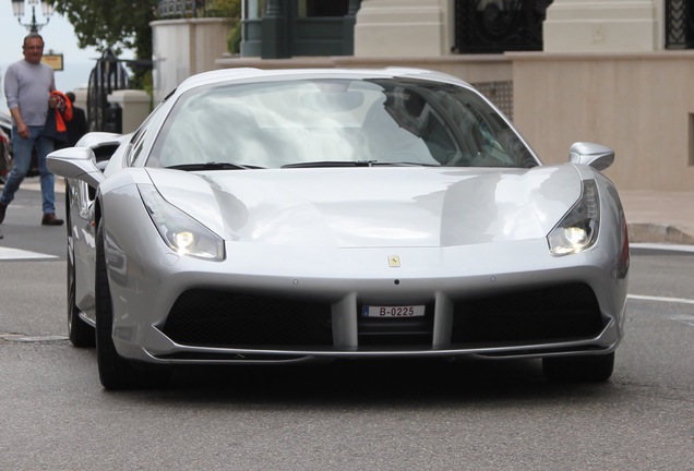 Ferrari 488 Spider