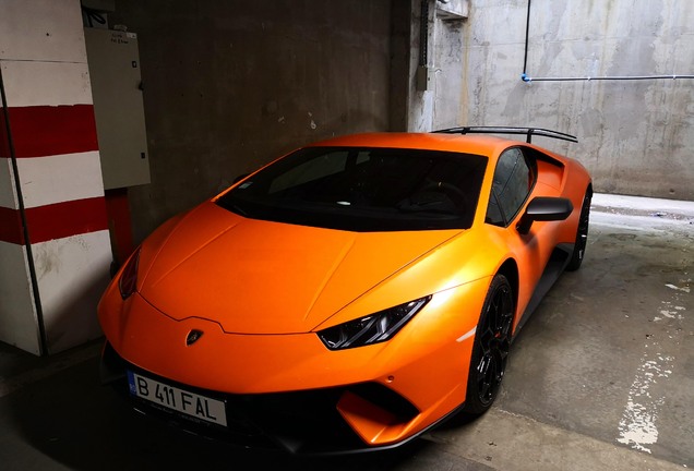 Lamborghini Huracán LP640-4 Performante