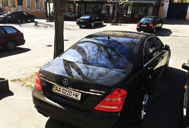 Mercedes-Benz S 63 AMG W221 2010