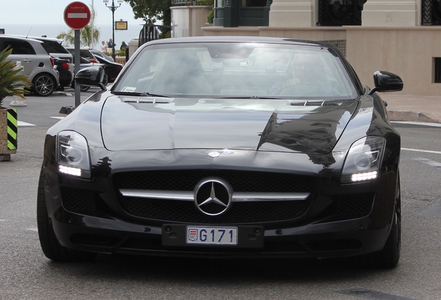 Mercedes-Benz SLS AMG Roadster