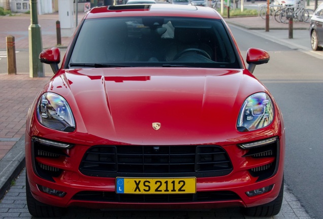 Porsche 95B Macan GTS