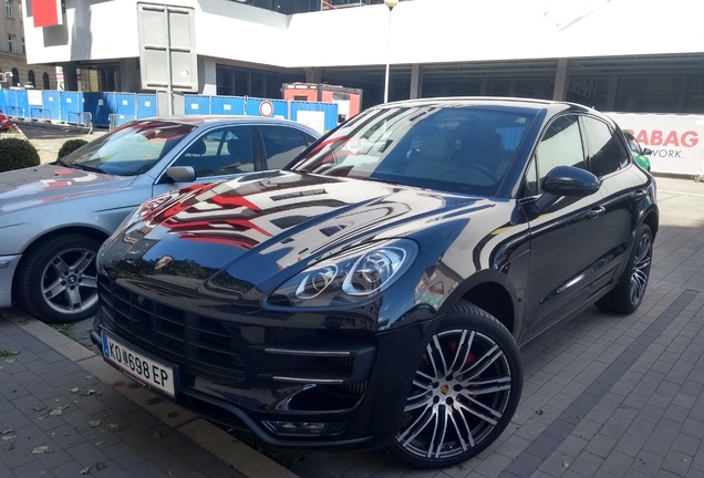 Porsche 95B Macan Turbo