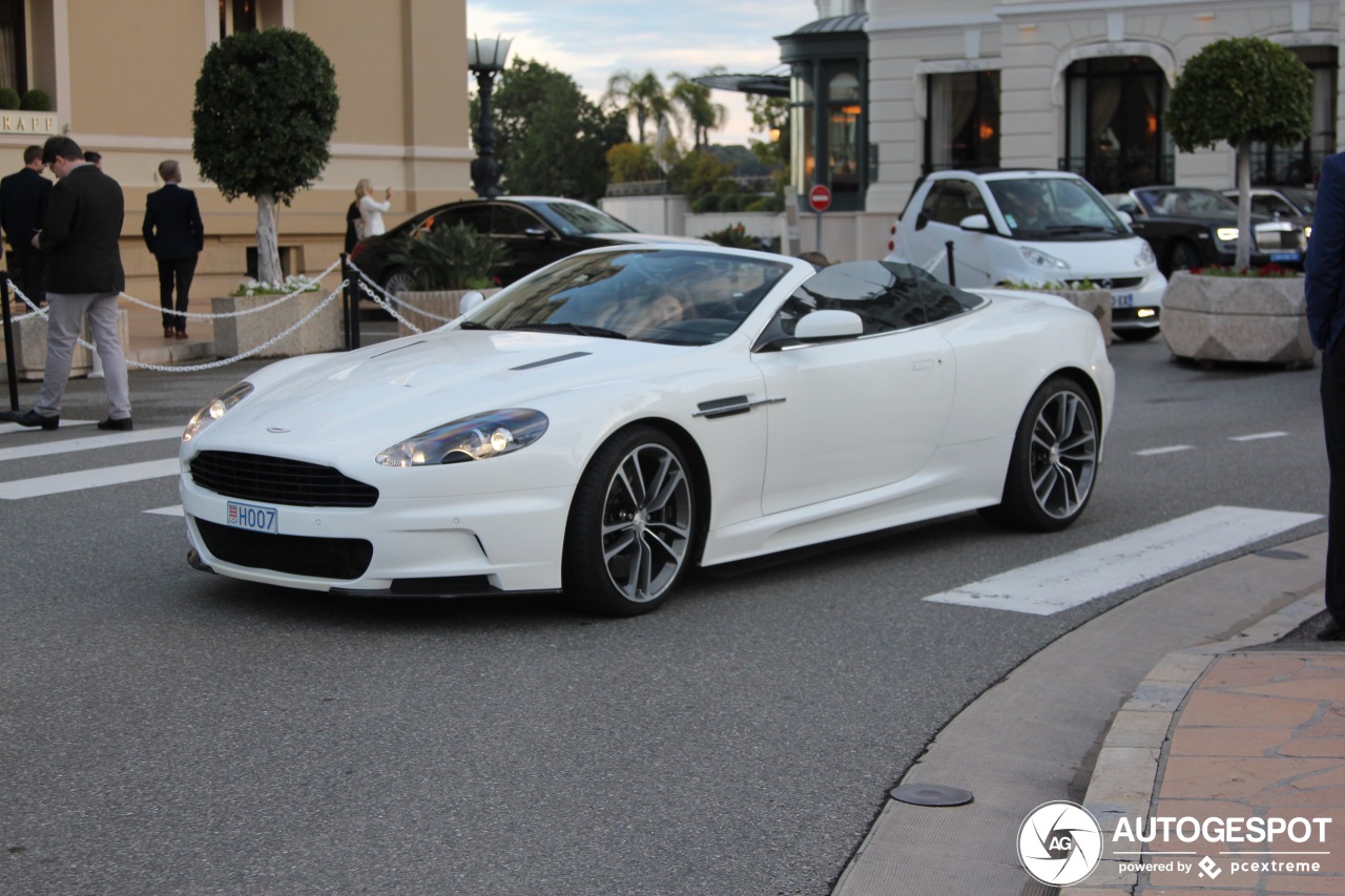 Aston Martin DBS Volante