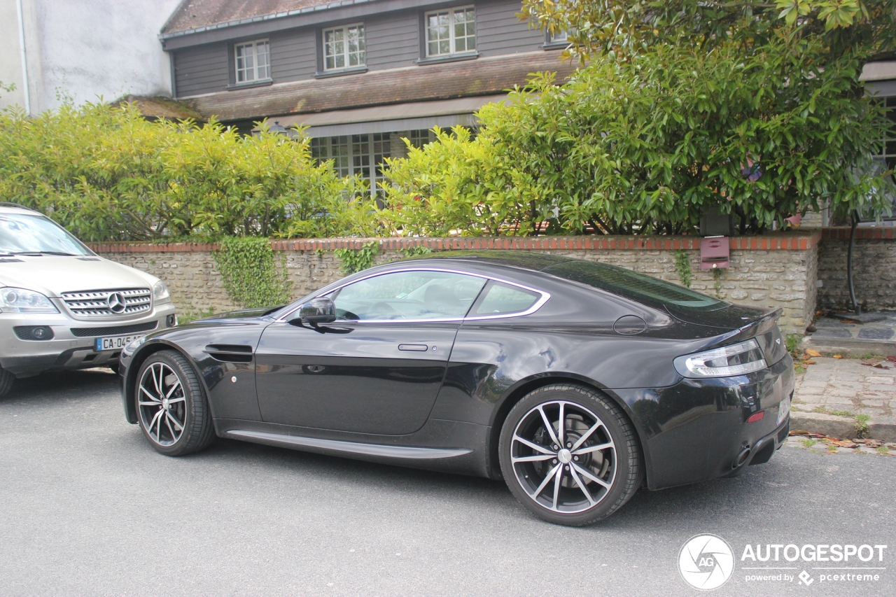 Aston Martin V8 Vantage