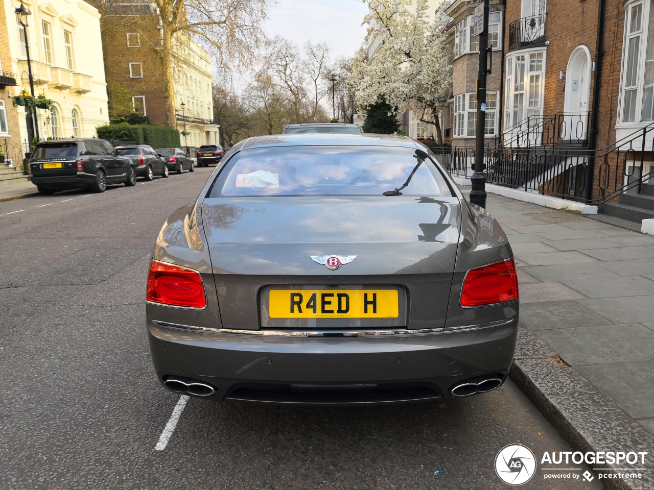 Bentley Flying Spur V8