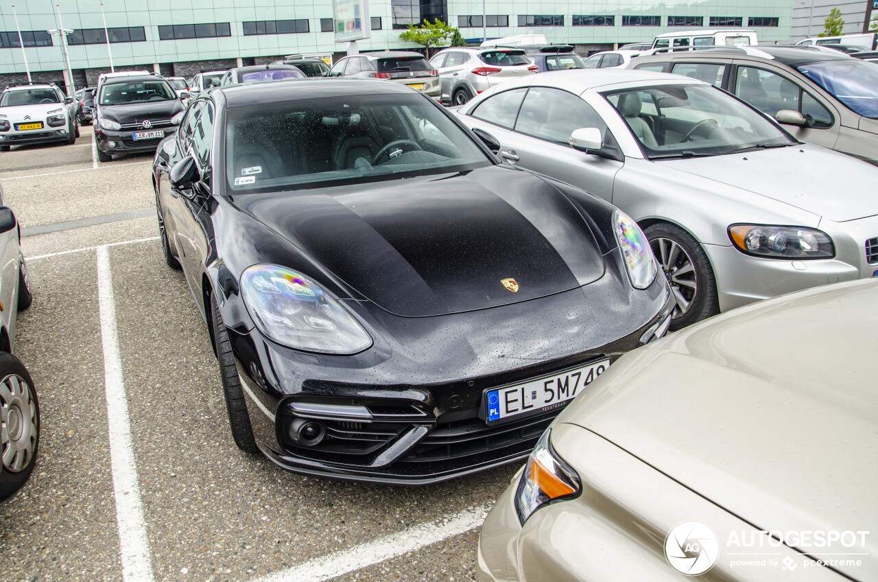 Porsche 971 Panamera GTS Sport Turismo