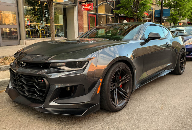 Chevrolet Camaro ZL1 1LE 2017