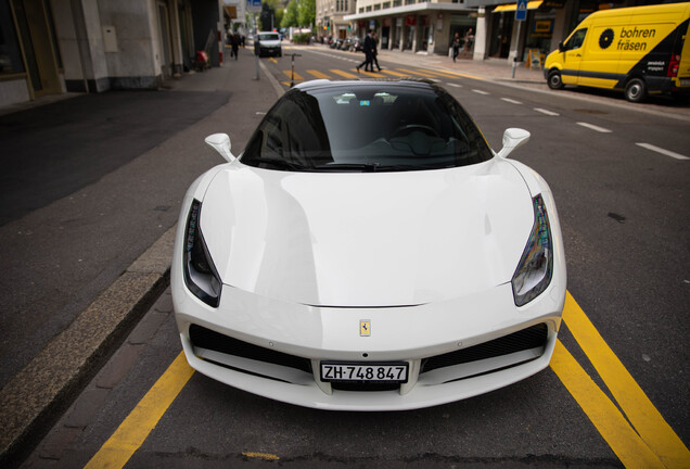 Ferrari 488 Spider