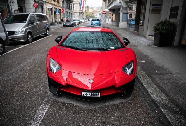 Lamborghini Aventador LP750-4 SuperVeloce