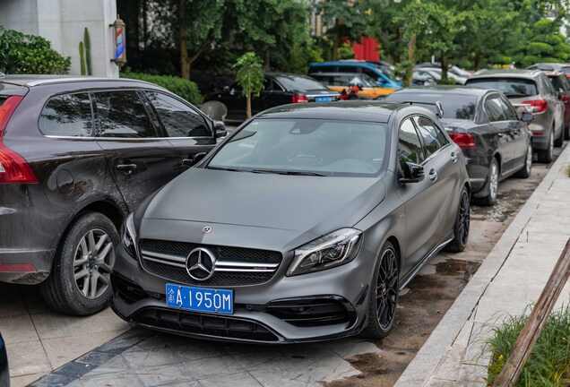 Mercedes-AMG A 45 W176 2015