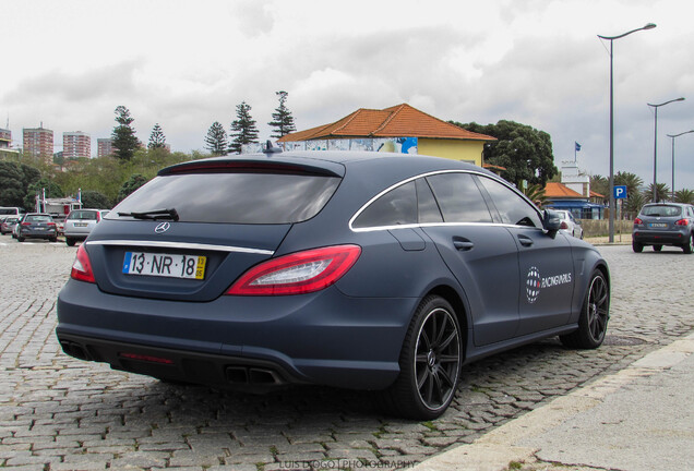 Mercedes-Benz CLS 63 AMG X218 Shooting Brake