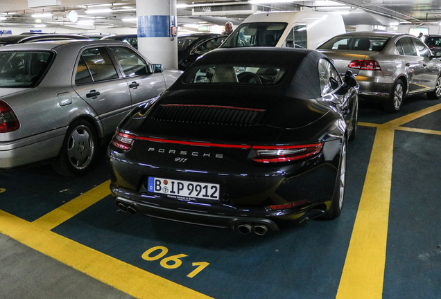 Porsche 991 Carrera 4S Cabriolet MkII