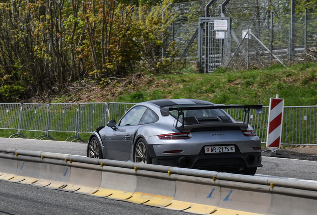 Porsche 991 GT2 RS Weissach Package