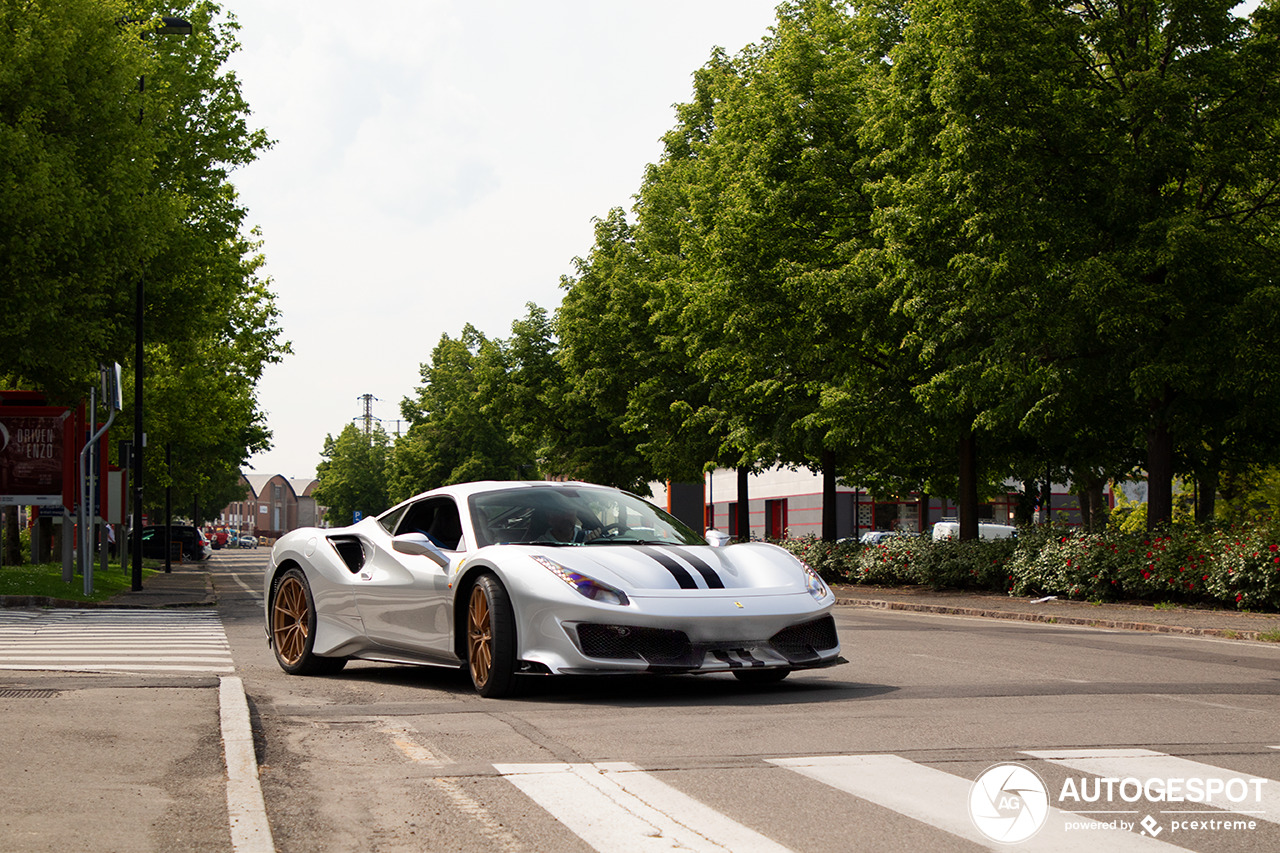 Ferrari 488 Pista