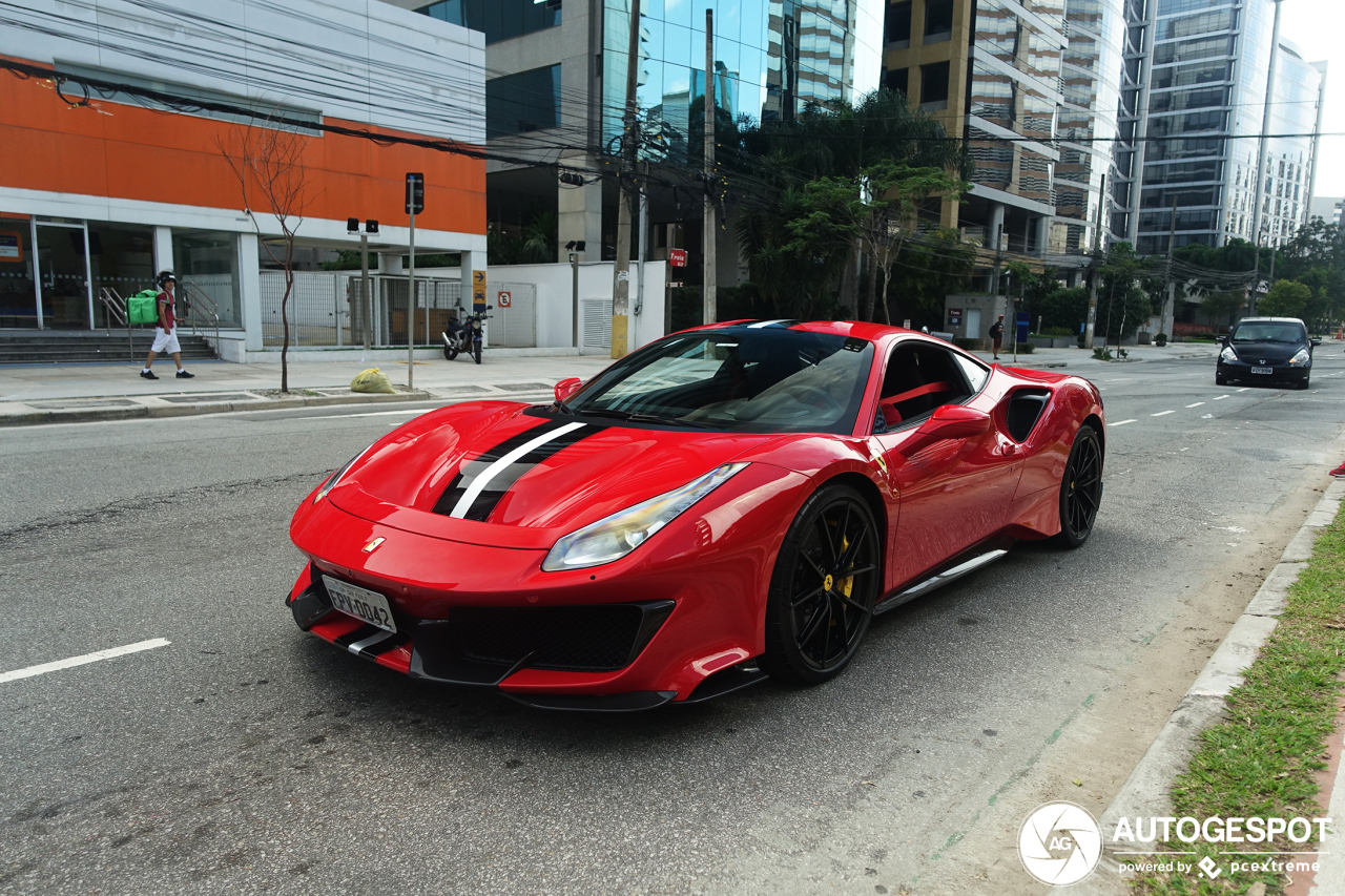 Ferrari 488 Pista