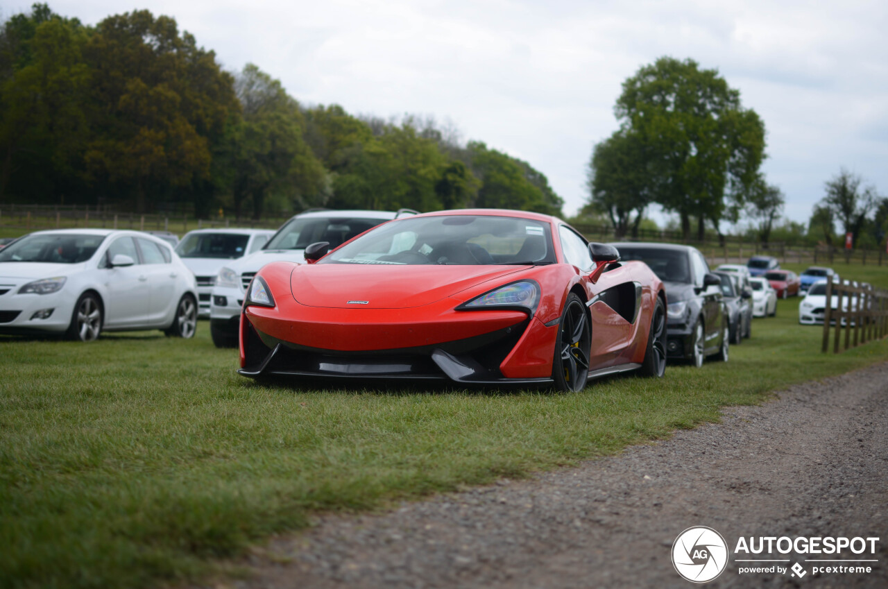 McLaren 570S